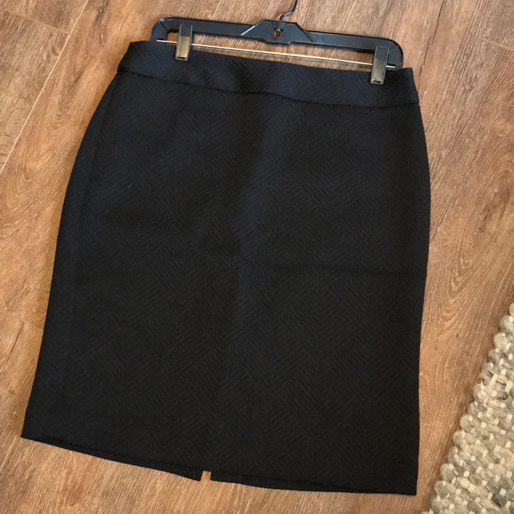 Black pencil skirt